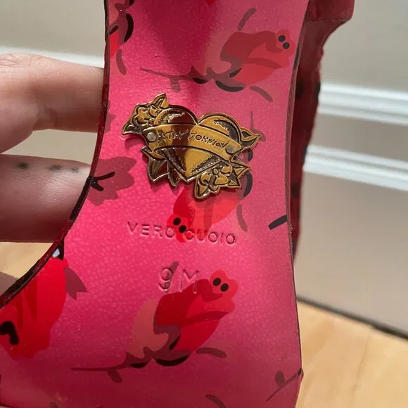 BETSEY JOHNSON LANICA POLKA DOT SANDALS - Picture 3 of 5